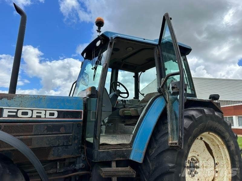 Ford 8340 Traktorji