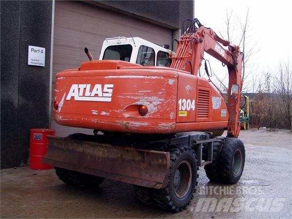 Atlas 1304M Bagri na kolesih