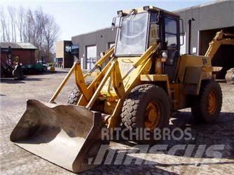 JCB 410 Kolesni nakladalci