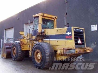 Komatsu WA450-1 Kolesni nakladalci
