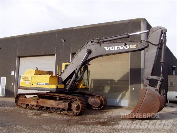 Volvo EC390 Bagri goseničarji
