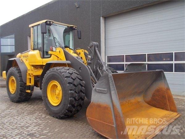 Volvo L110F Kolesni nakladalci