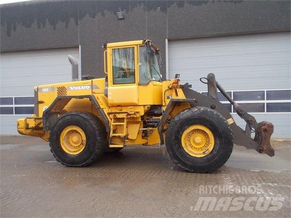 Volvo L120D Kolesni nakladalci