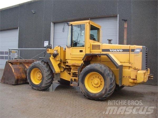 Volvo L90C Kolesni nakladalci
