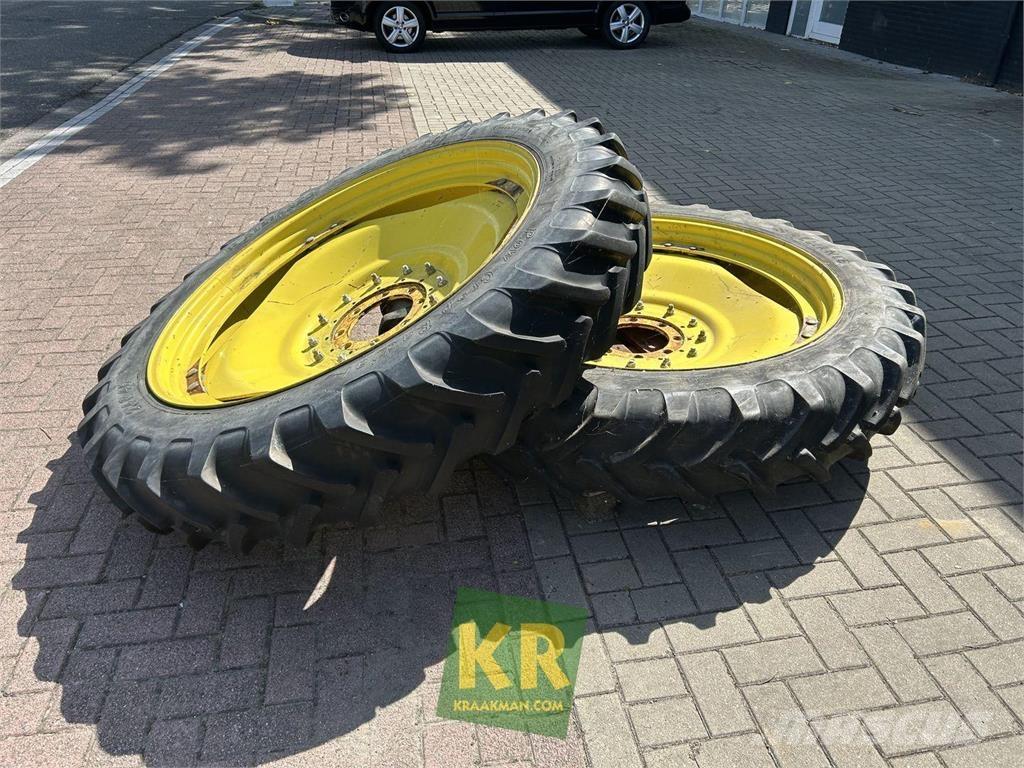 Alliance 12.4R46 Gume, kolesa in platišča