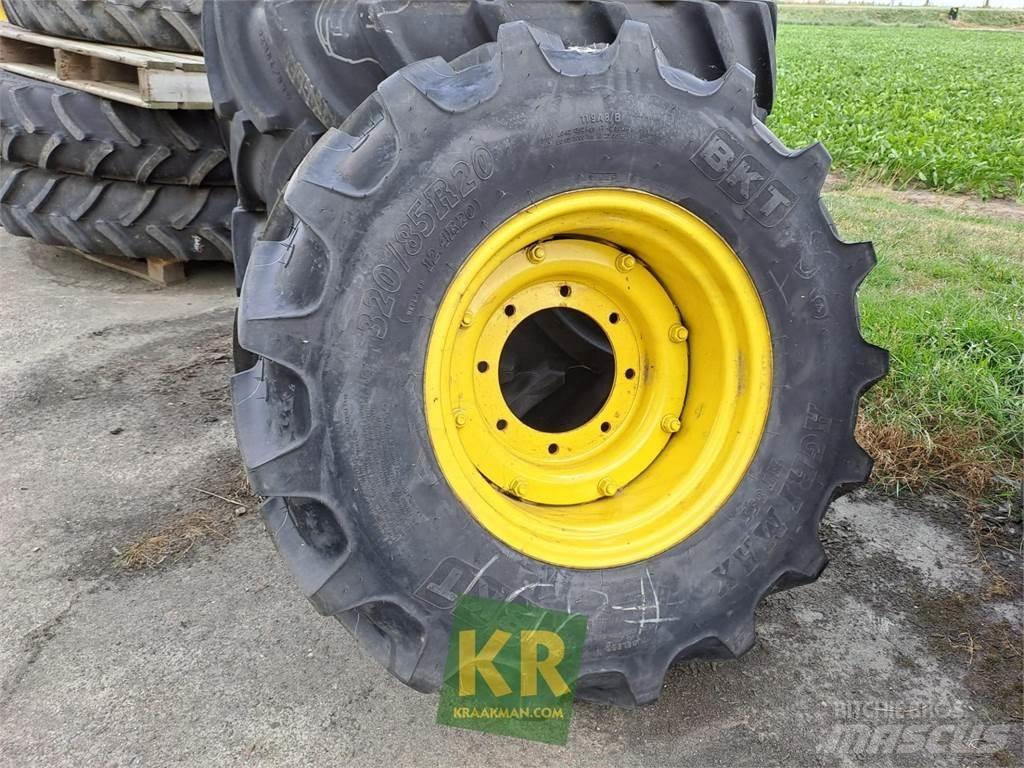 BKT 320/85R20 855 Gume, kolesa in platišča