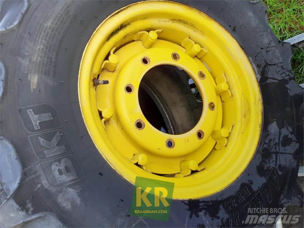BKT 320/85R20 855 Gume, kolesa in platišča