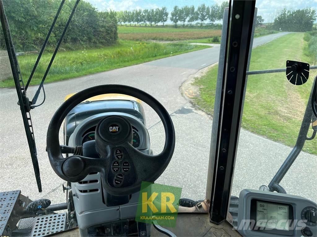 Challenger MT765 Traktorji