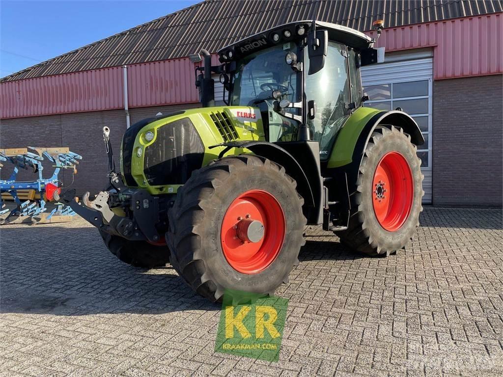CLAAS Arion 530 Traktorji