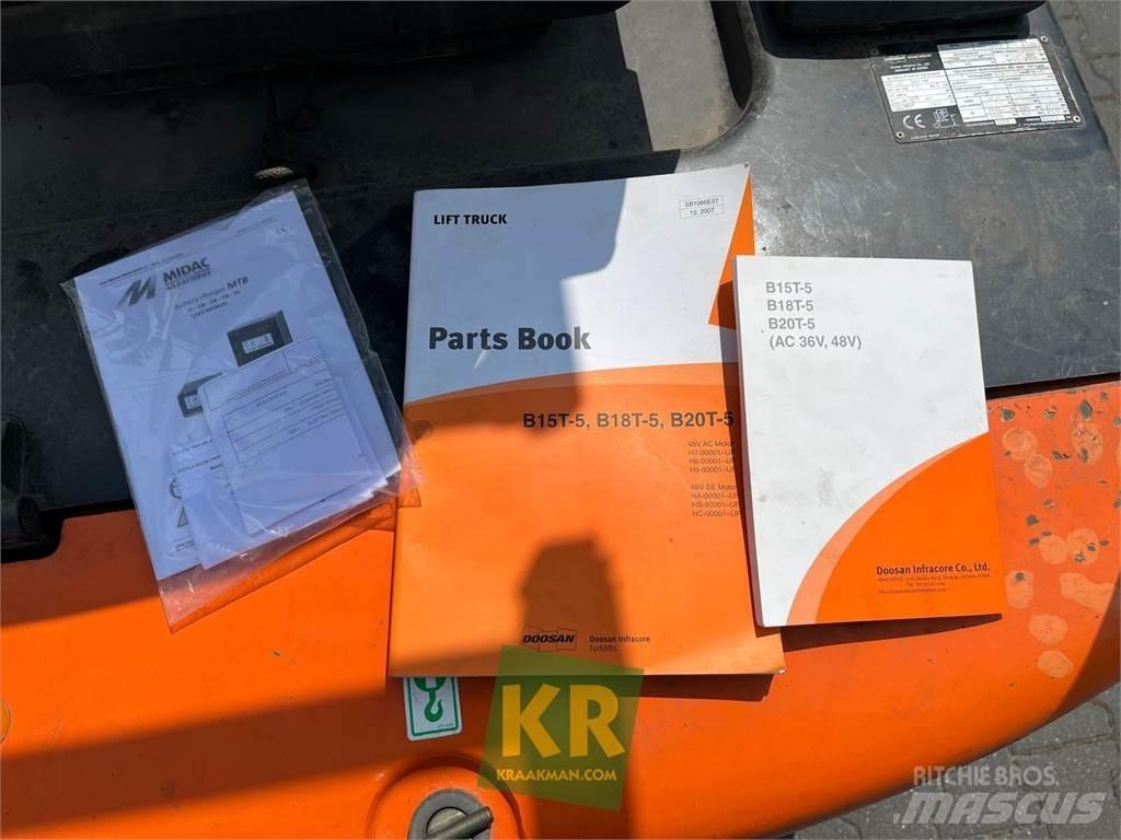 Doosan B18T Kmetijski teleskopski nakladalci
