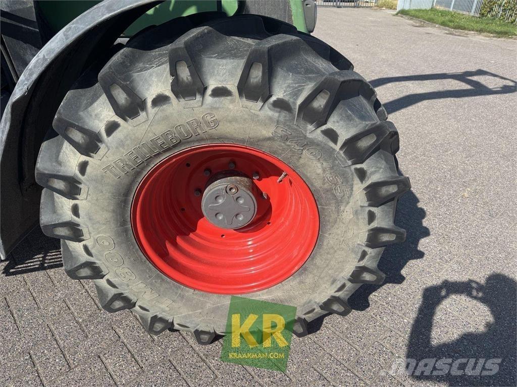 Fendt 716 Vario Traktorji