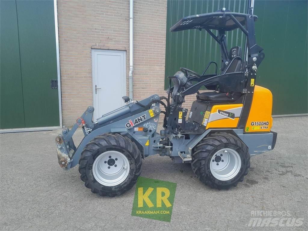 GiANT G1500 Čelni nakladalci in kopači