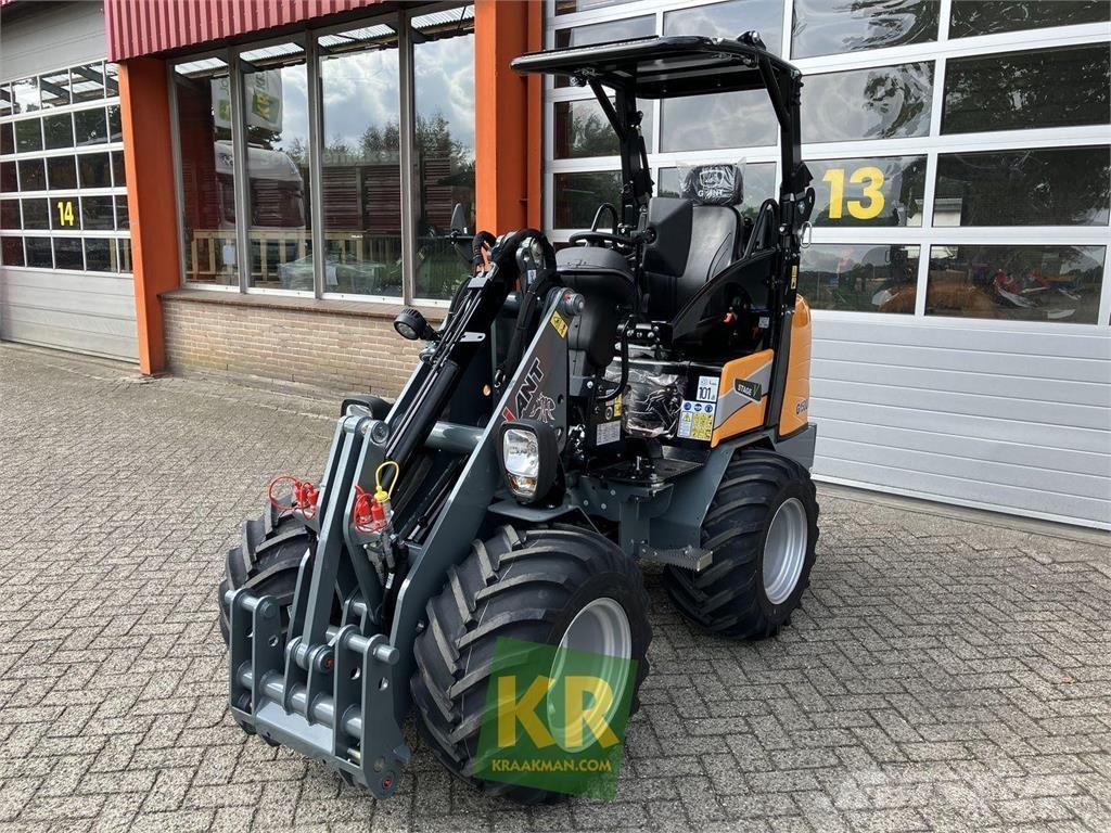 GiANT G1500 Čelni nakladalci in kopači