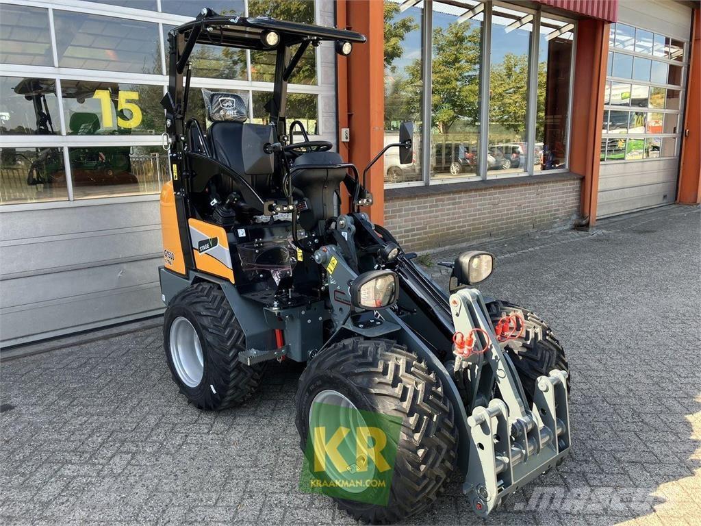 GiANT G1500 Xtra Čelni nakladalci in kopači