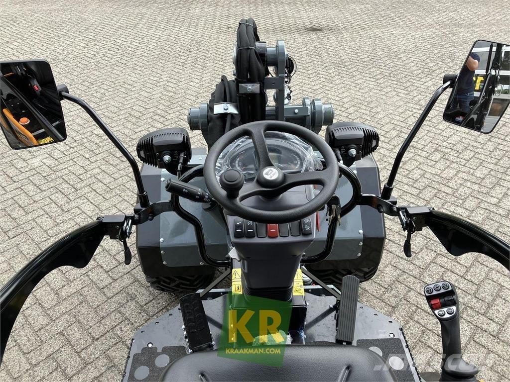 GiANT G2700 HD Čelni nakladalci in kopači