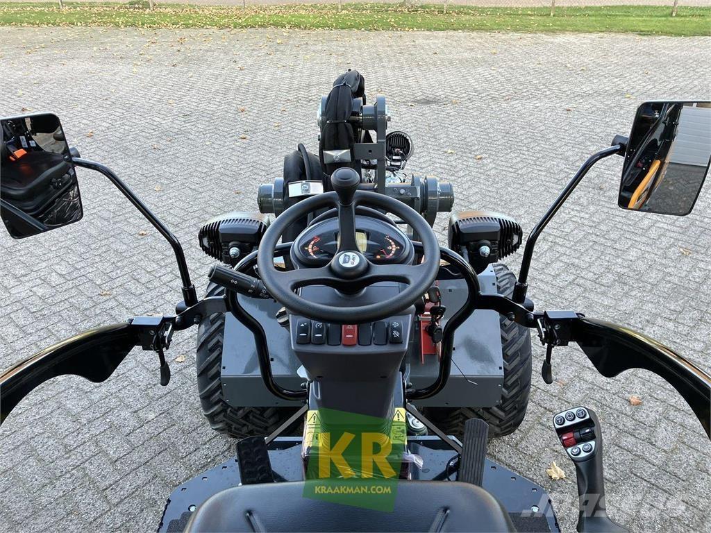 GiANT G2700 HD+ Čelni nakladalci in kopači