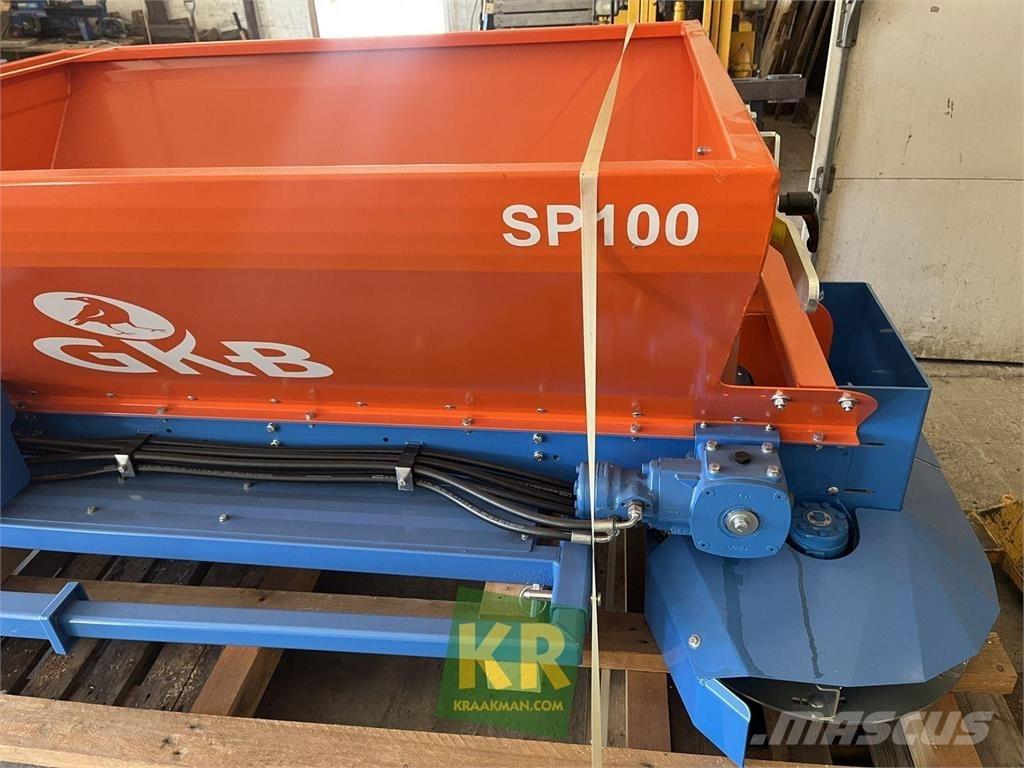  GKB Sandspreader Trosilci peska in soli