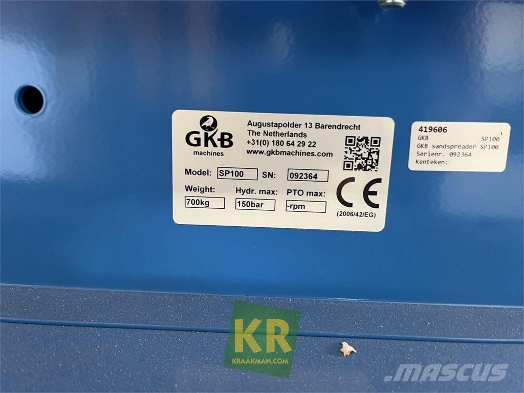  GKB Sandspreader Trosilci peska in soli