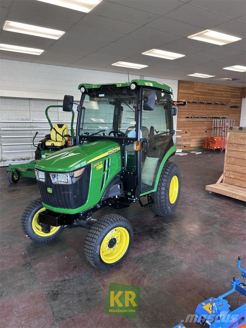 John Deere 2032R Manjši traktorji