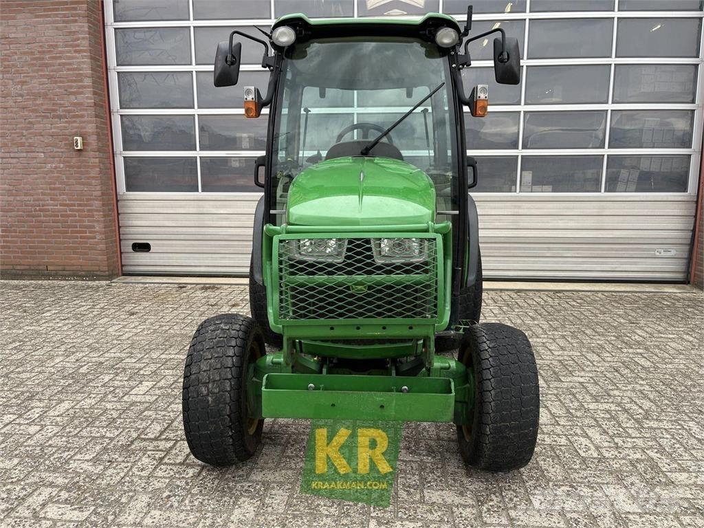 John Deere 3038R Manjši traktorji