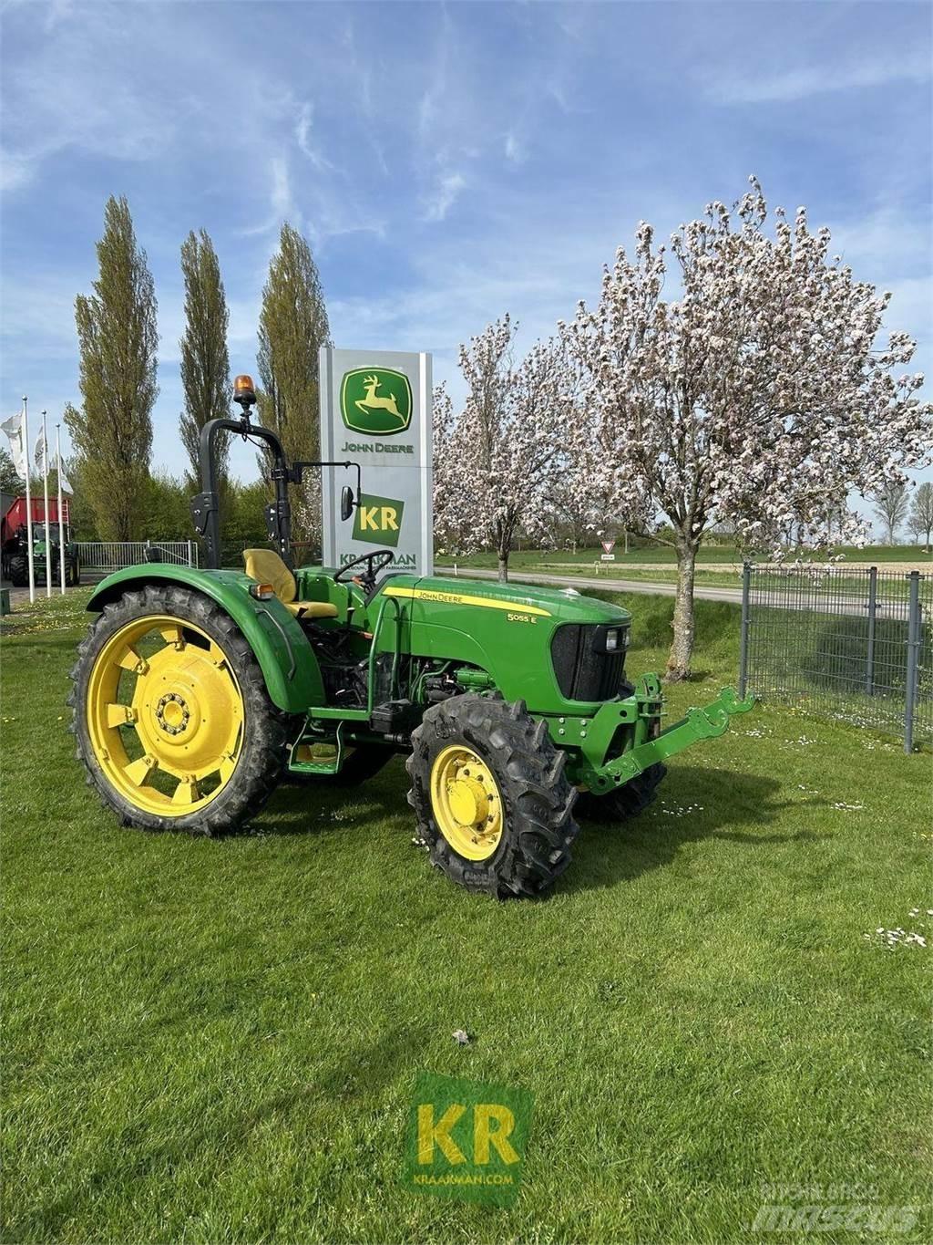John Deere 5055E Traktorji