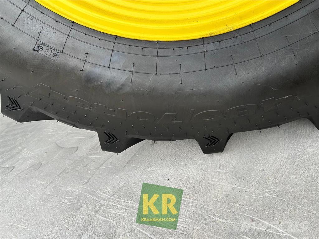 John Deere 5090M Traktorji