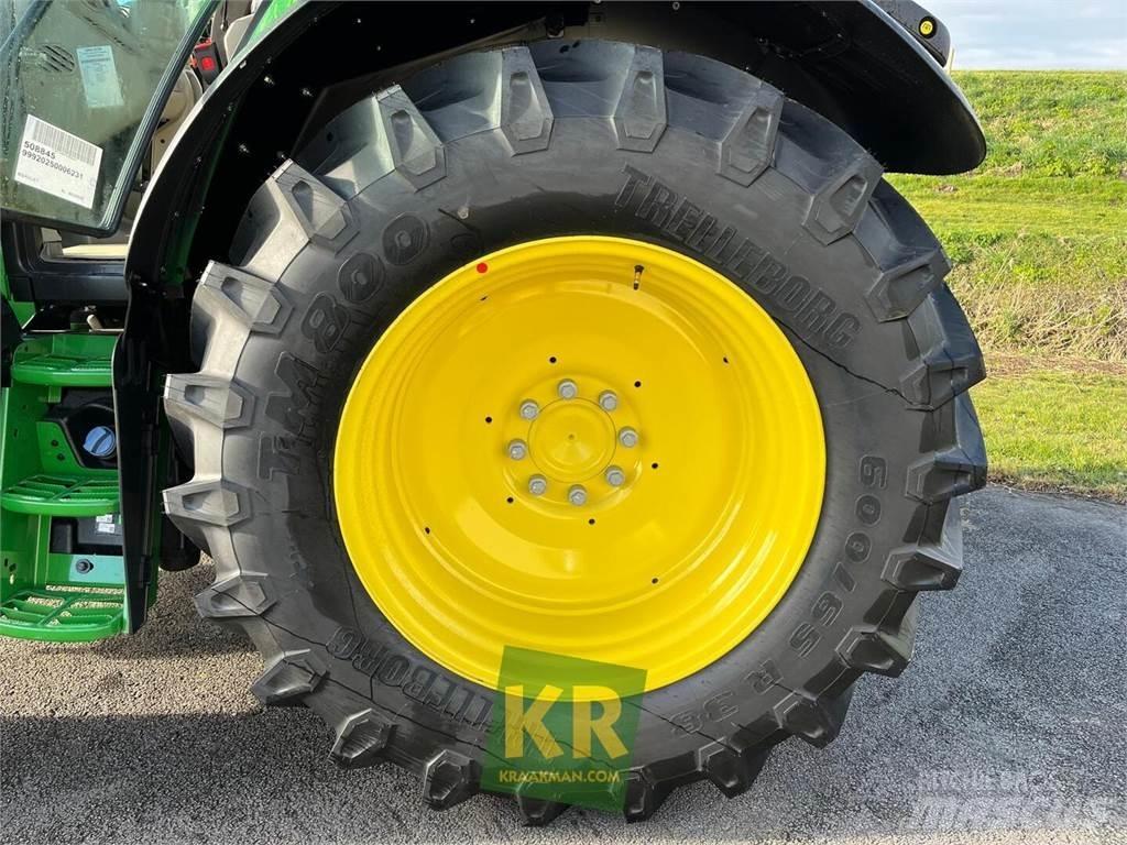 John Deere 6120M Traktorji