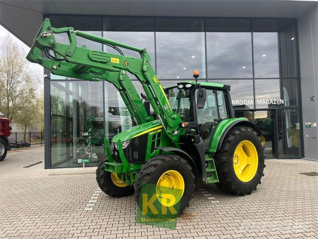 John Deere 6120M Traktorji