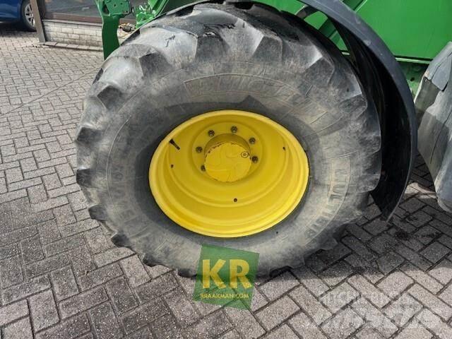 John Deere 6125R Traktorji