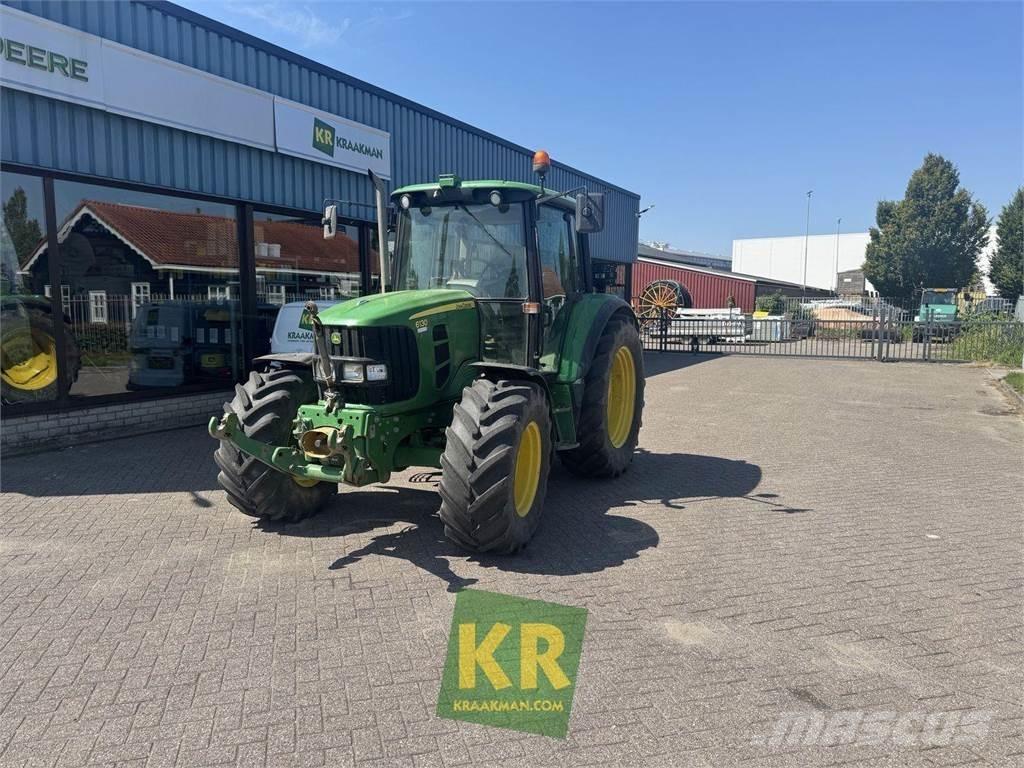 John Deere 6130 Traktorji