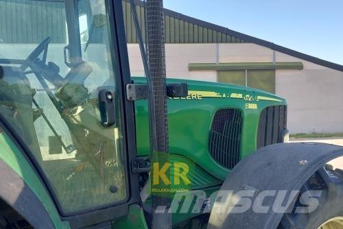 John Deere 6220 Traktorji