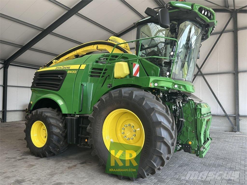 John Deere 8400 Kombajni za krmo
