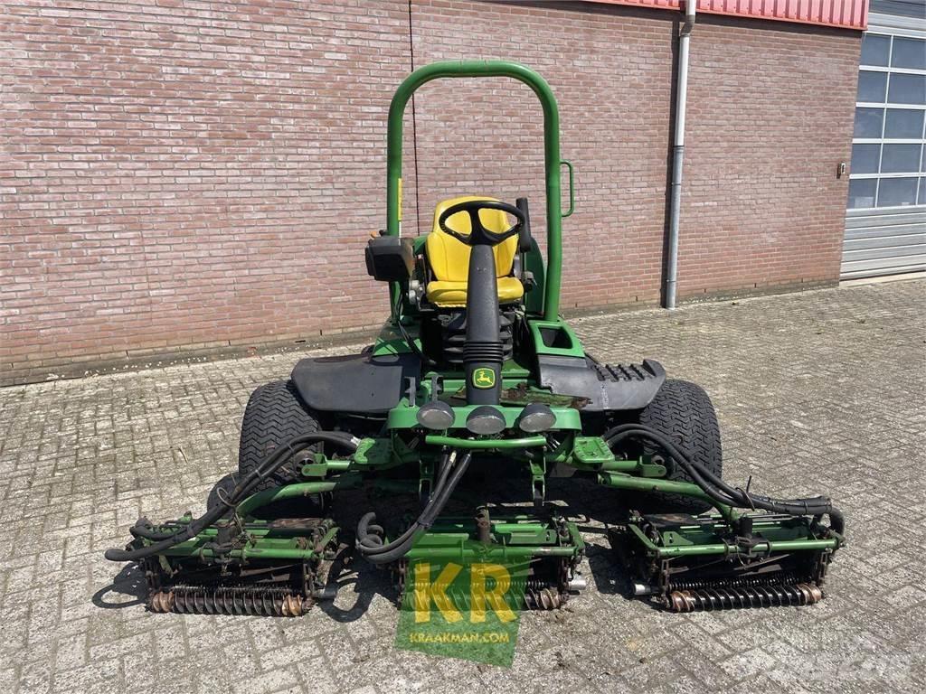 John Deere 8700A Kosilnice za travo