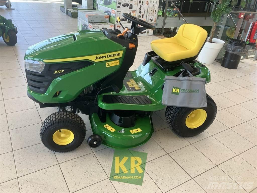 John Deere X107 Vrtni traktor kosilnice