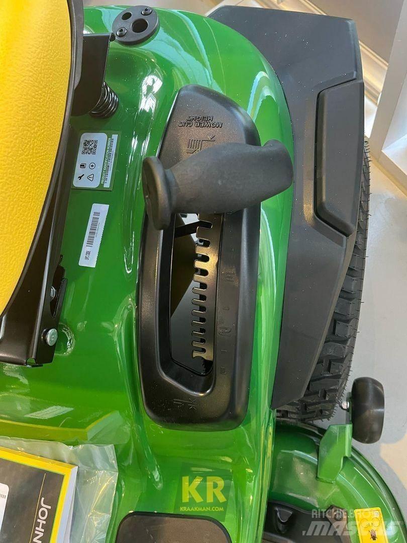 John Deere X127 Vrtni traktor kosilnice