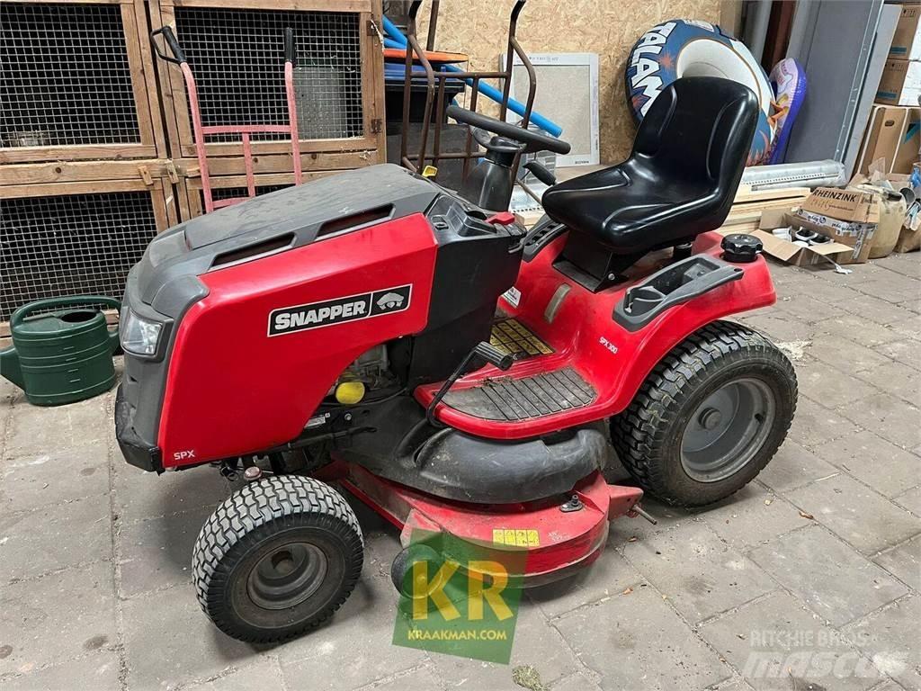 Snapper SPX 300 Vrtni traktor kosilnice