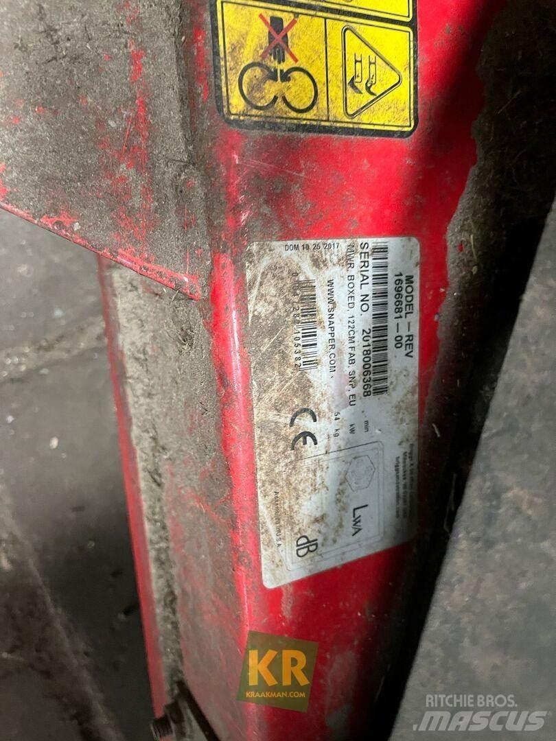 Snapper SPX 300 Vrtni traktor kosilnice