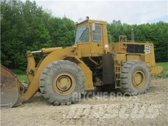 CAT 988B Kolesni nakladalci