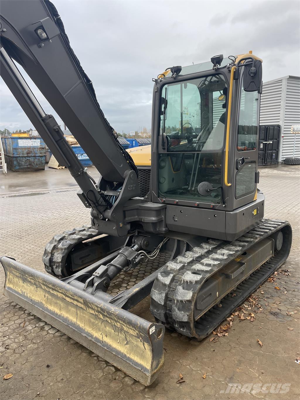  ECR88D Mini bagri <7t