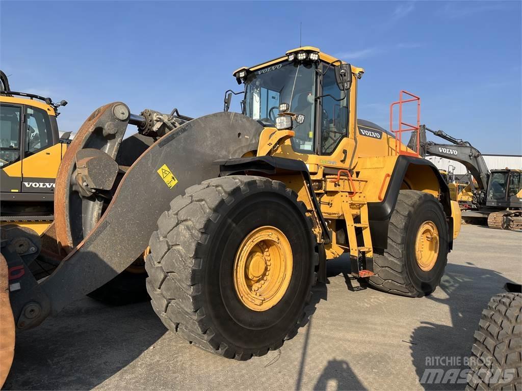 Volvo L250H Kolesni nakladalci