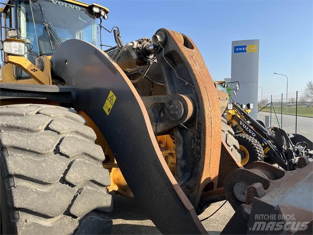 Volvo L250H Kolesni nakladalci