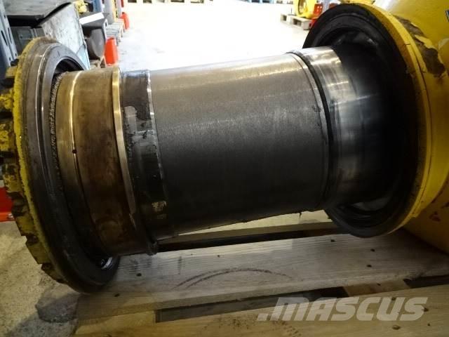Volvo A40D Drag Podvozje in vzmetenje