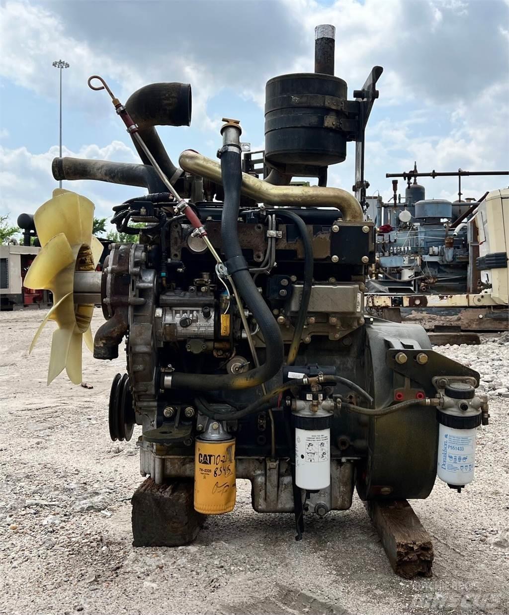 CAT 3054C Motorji