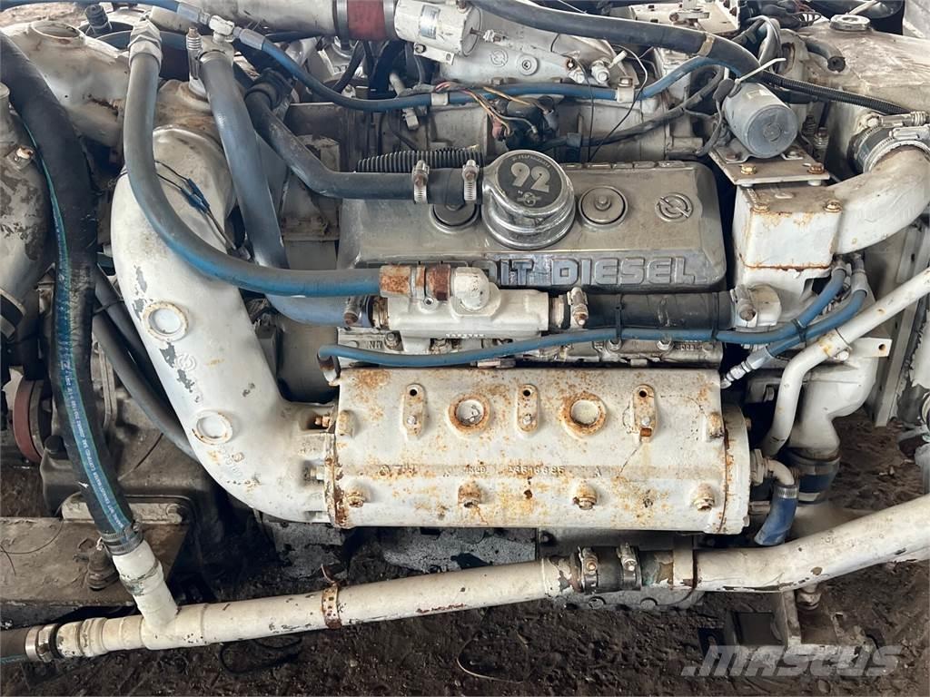 Detroit 6V92T Motorji