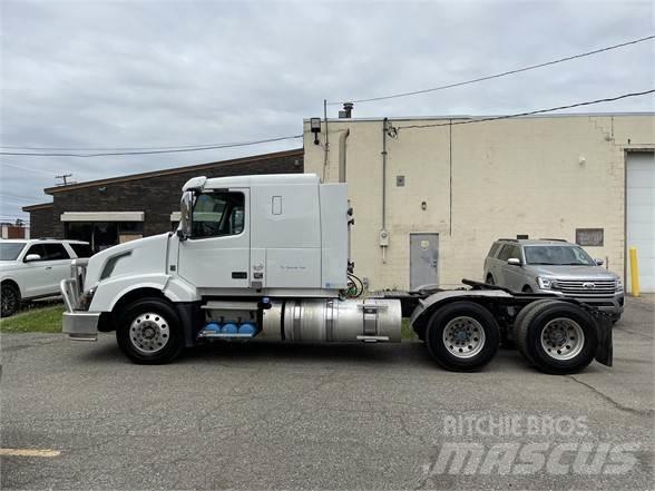 Volvo VNL64T630 Vlačilci