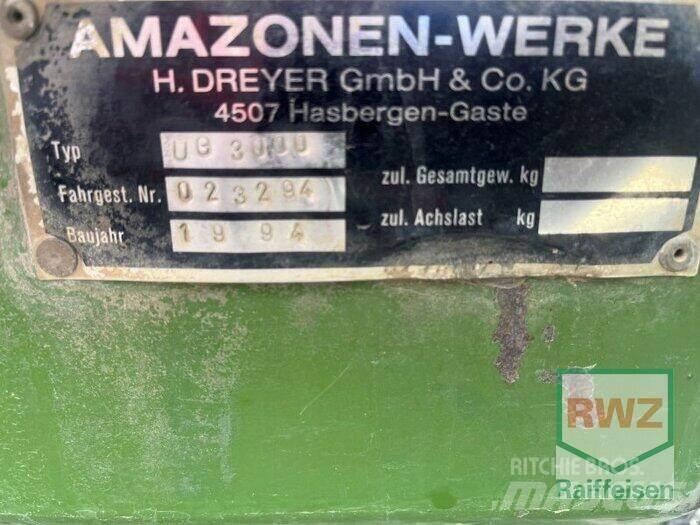 Amazone UG 3000 Vlečne škropilnice