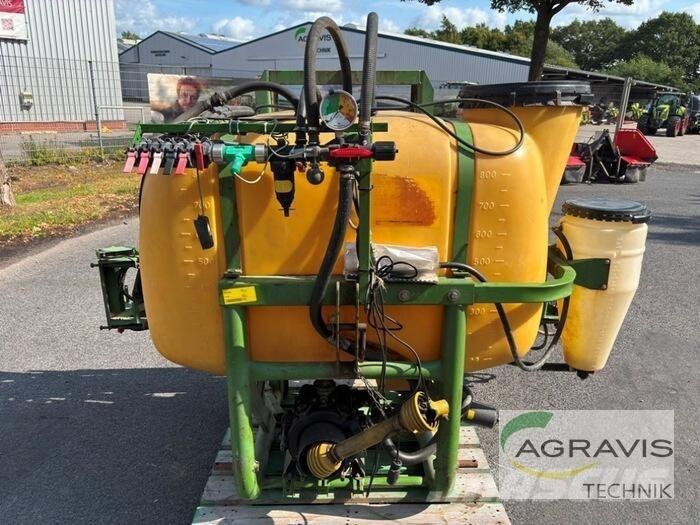 Amazone US 804 T Vlečne škropilnice