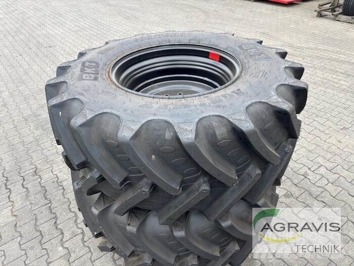 BKT KR 600/70R30 Gume, kolesa in platišča