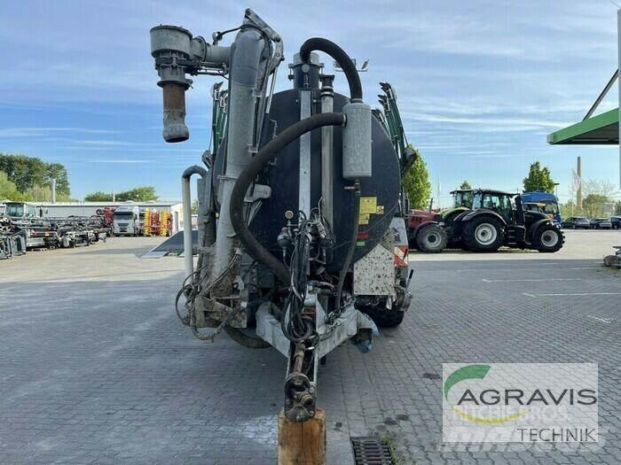 Briri VTTW 19300 Trosilniki gnoja
