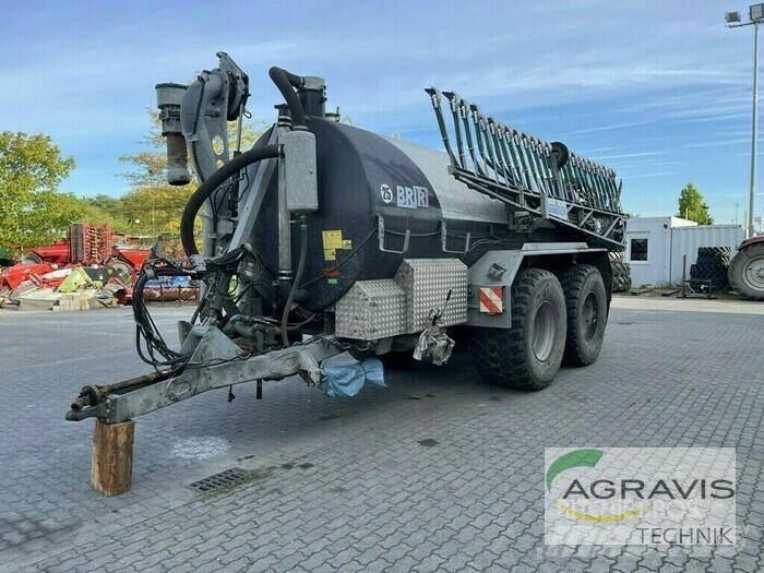 Briri VTTW 19300 Trosilniki gnoja
